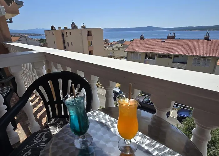 Berto 招待所 3*
